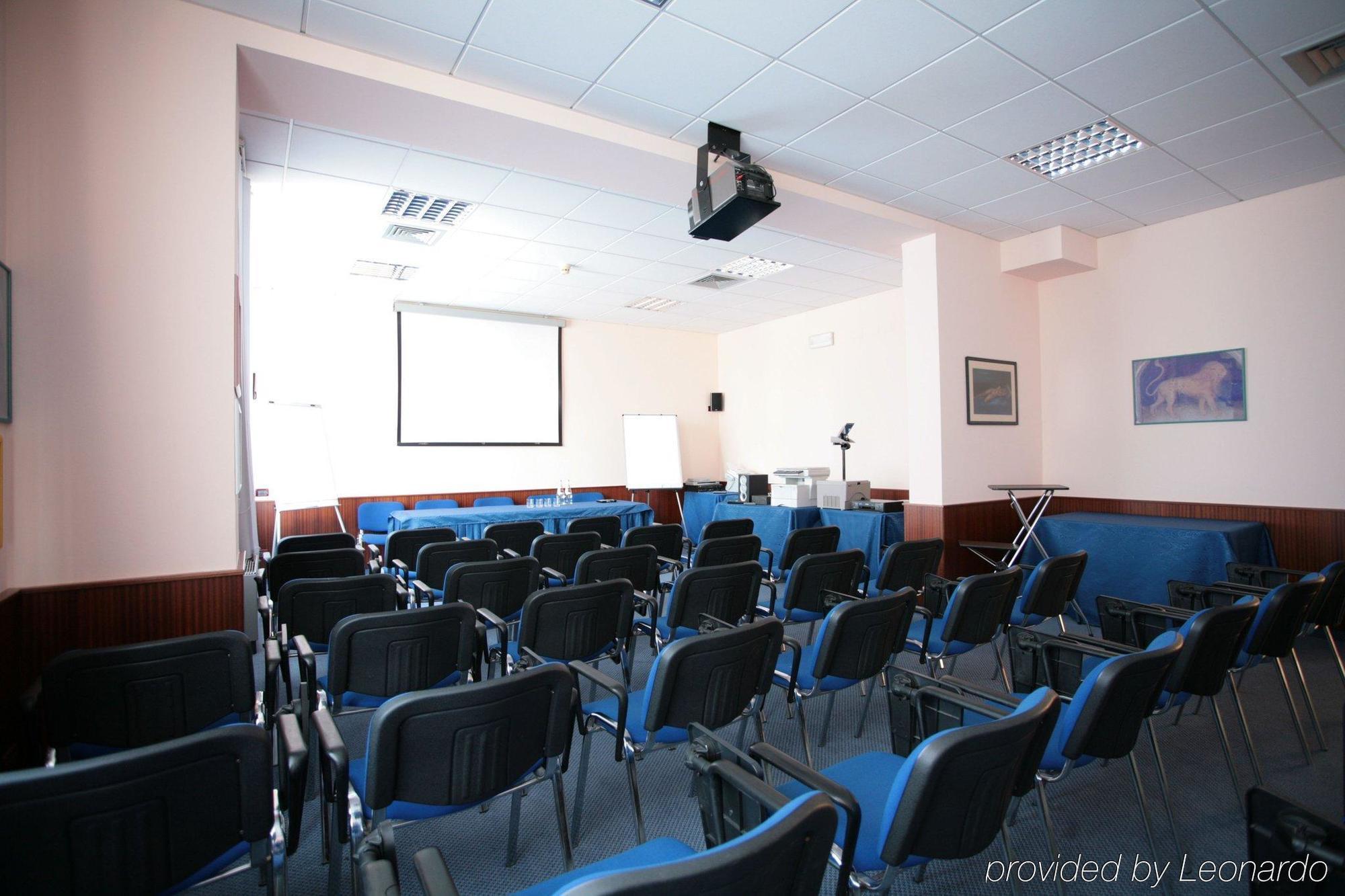 Hotel Al Ponte Gradisca d'Isonzo Kinh doanh bức ảnh