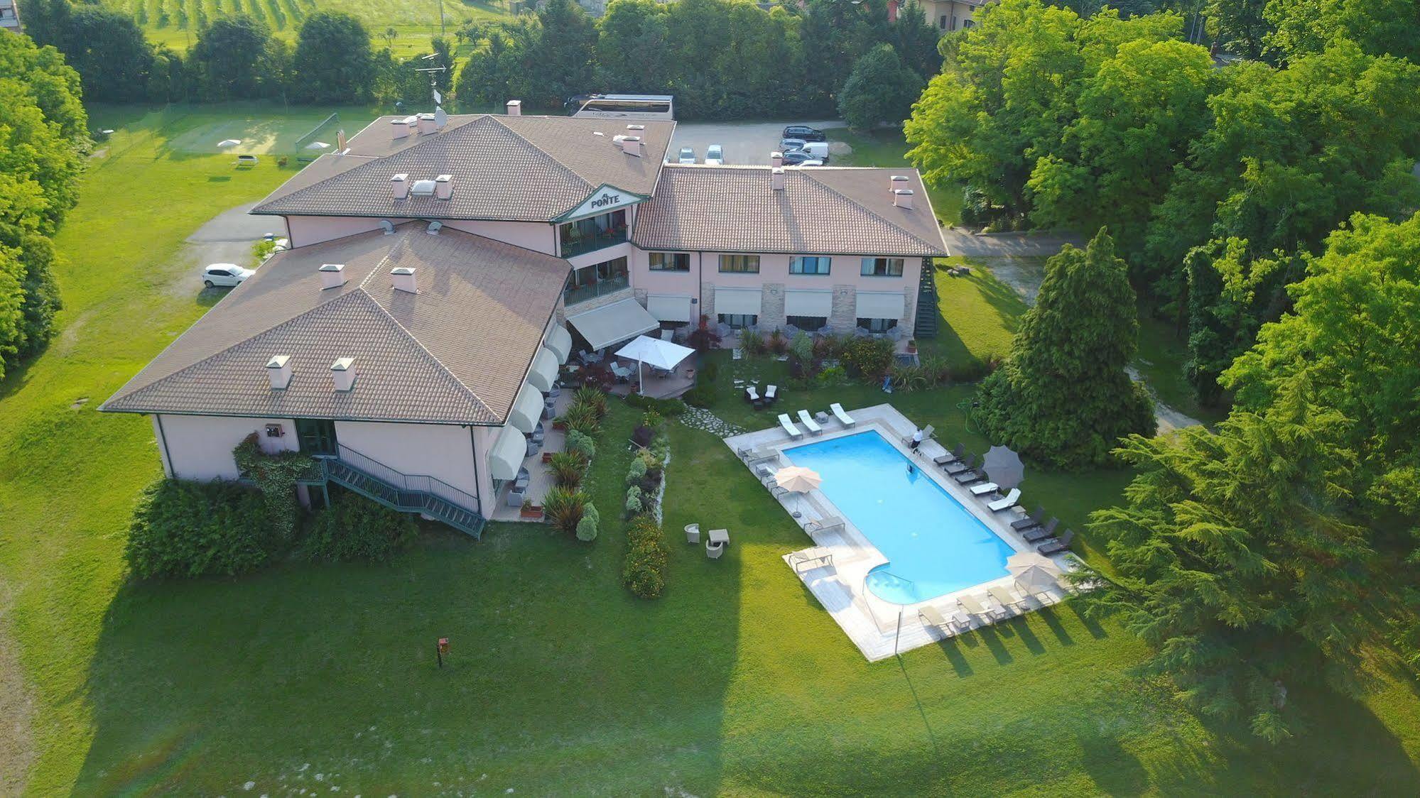 Hotel Al Ponte Gradisca d'Isonzo Ngoại thất bức ảnh